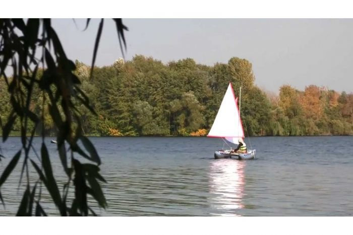 Надувной Катамаран Валдай-4 с парусным вооружением